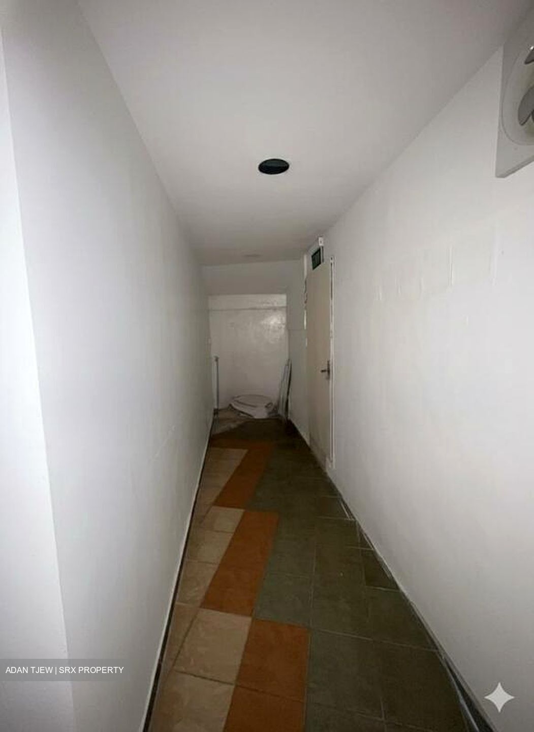 Sembawang Hills Estate (D20), Shop House #515786901